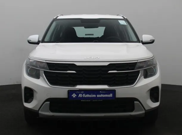 Car image 11