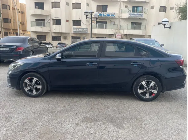 Car image 8