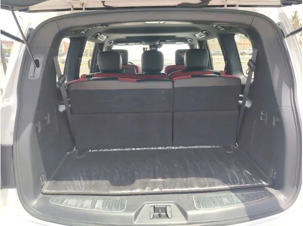 Car image 27