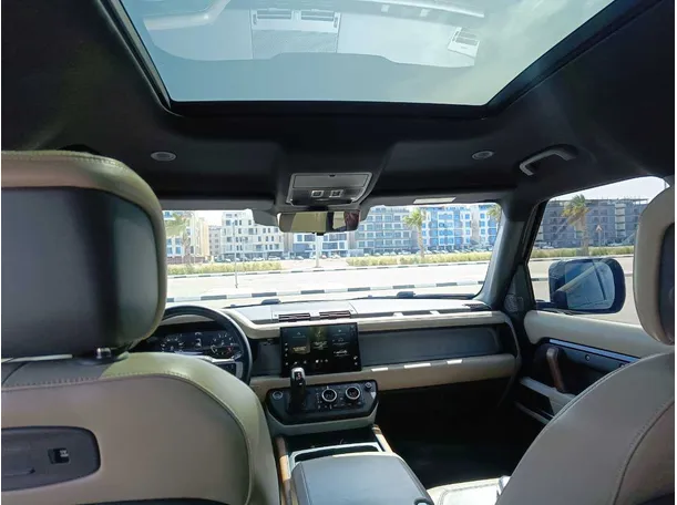 Car image 20