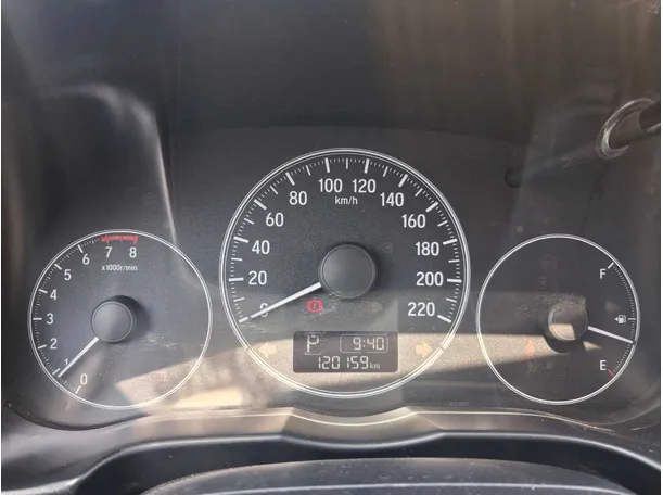 Car image 17