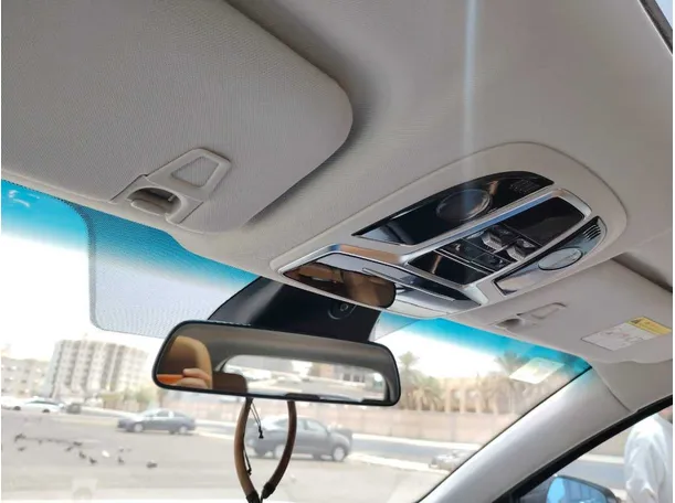 Car image 36