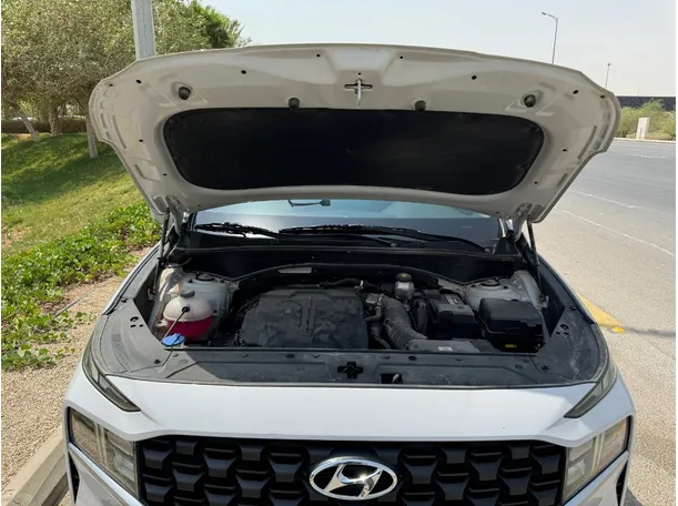 Car image 23