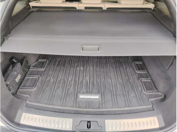 Car image 31