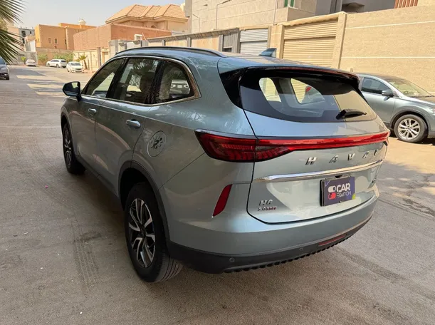 Car image 7