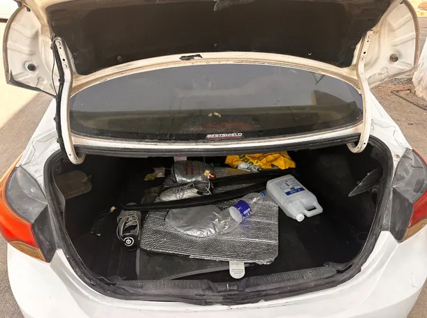 Car image 21