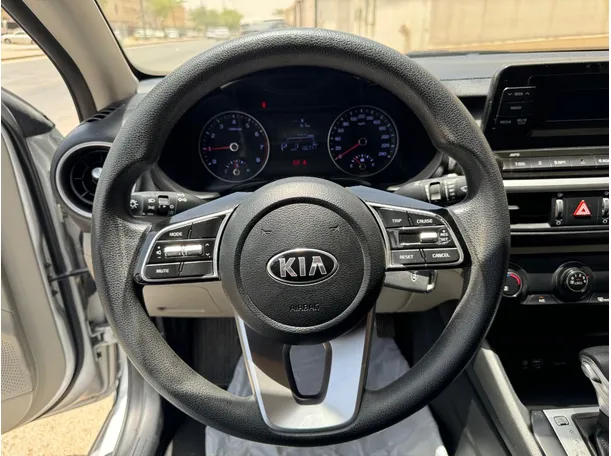 Car image 20