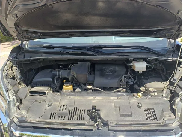 Car image 25