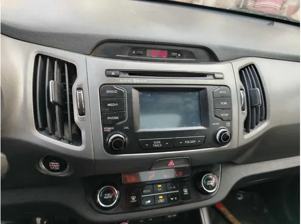 Car image 25