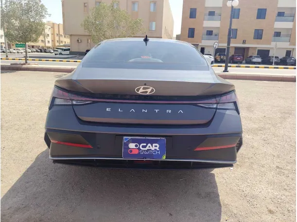Car image 6