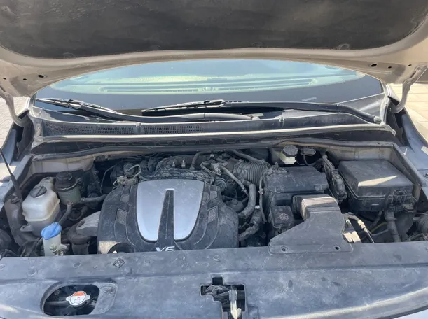 Car image 25