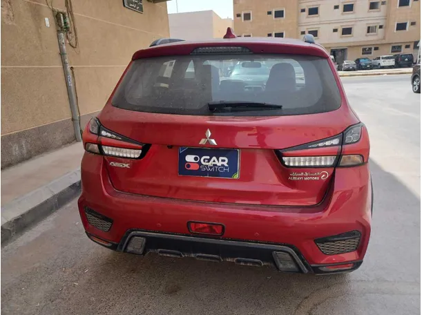 Car image 6