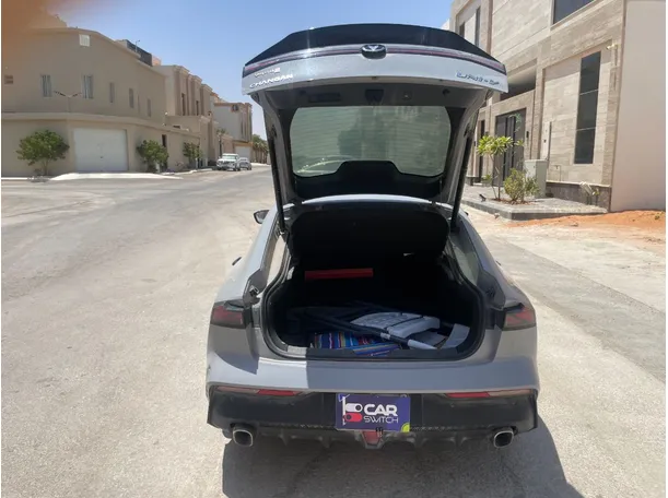 Car image 23