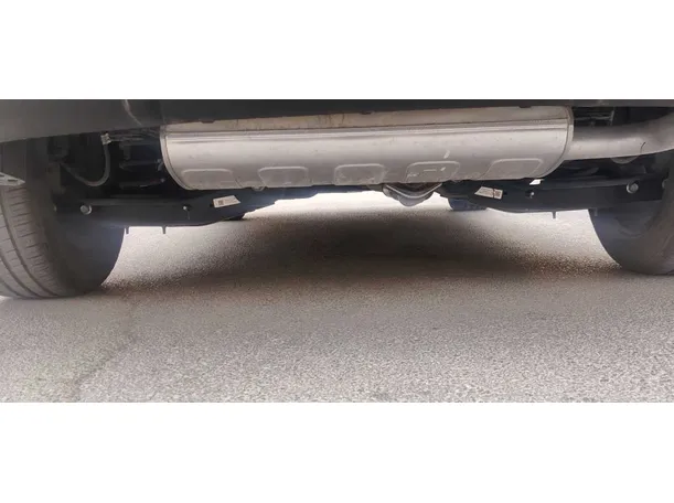 Car image 30