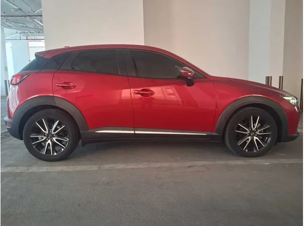 Car image 8