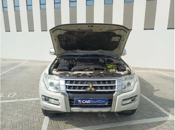 Car image 23