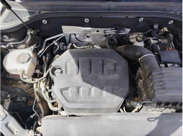 Car image 33