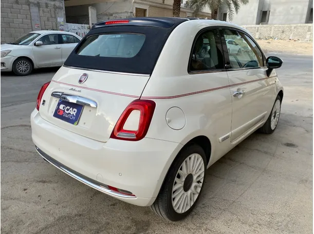 Car image 5