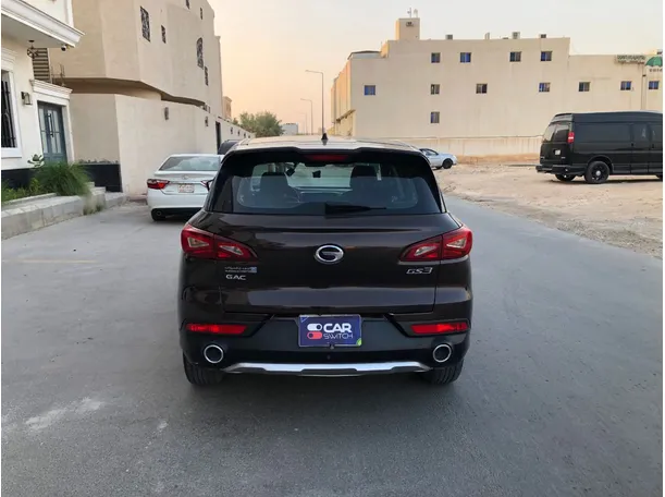 Car image 6