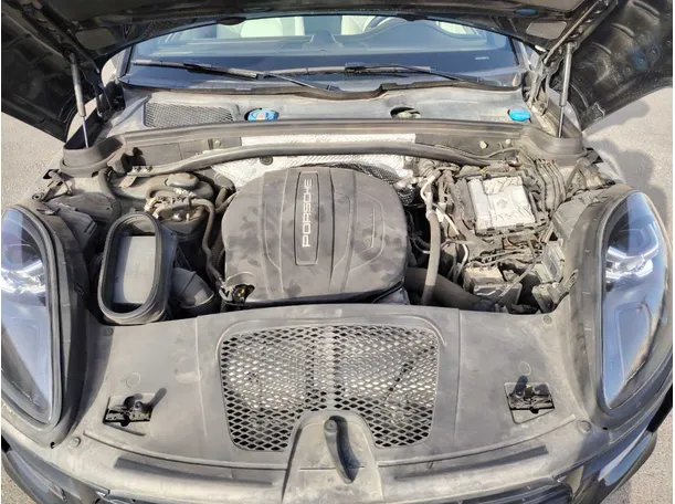 Car image 37