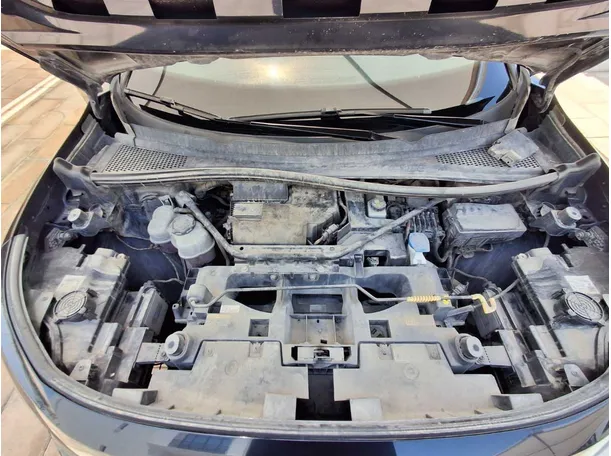 Car image 21