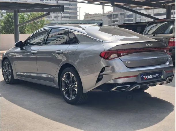 Car image 7