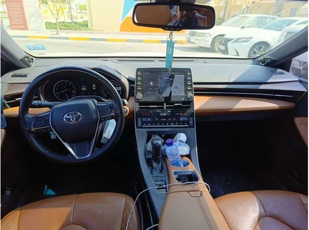 Car image 21