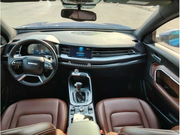 Car image 21