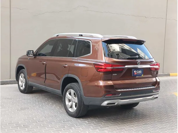 Car image 7