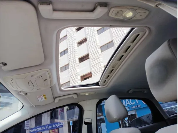 Car image 20
