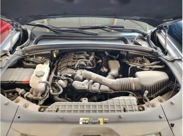 Car image 37