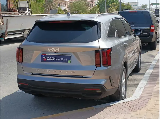Car image 5