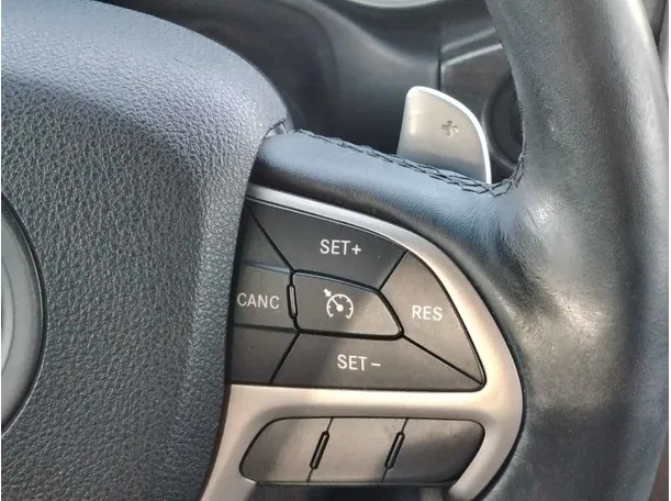 Car image 37