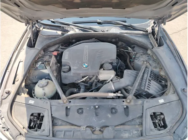 Car image 38
