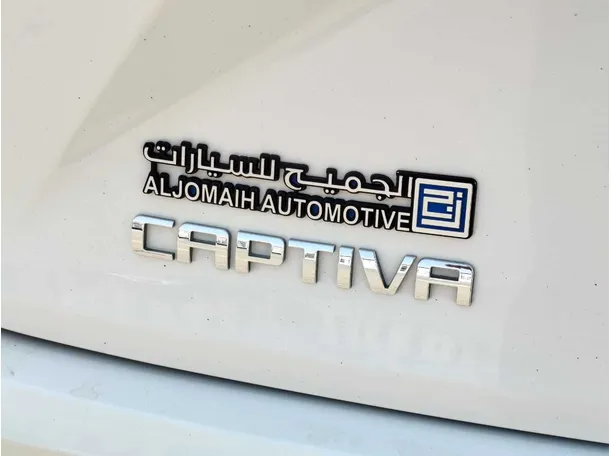 Car image 35
