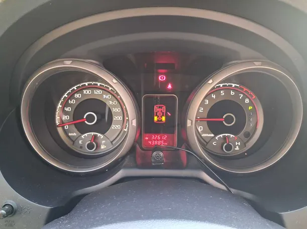 Car image 20
