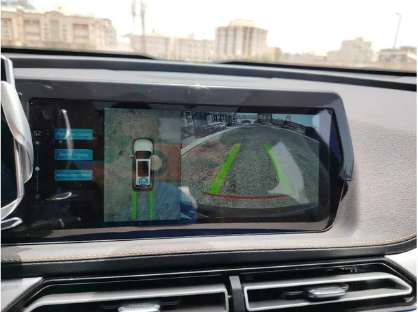 Car image 24