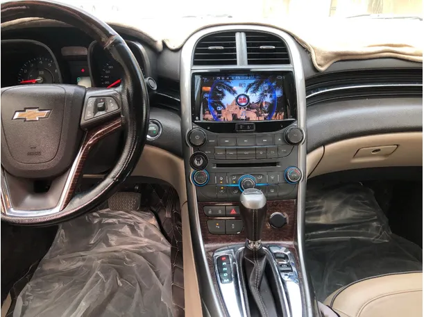 Car image 16