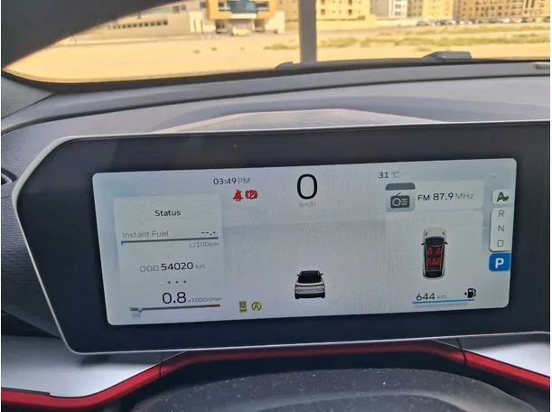 Car image 19