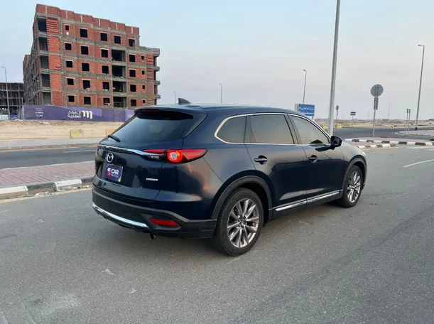 Car image 5