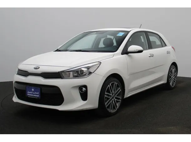 2020 Kia Rio in UAE