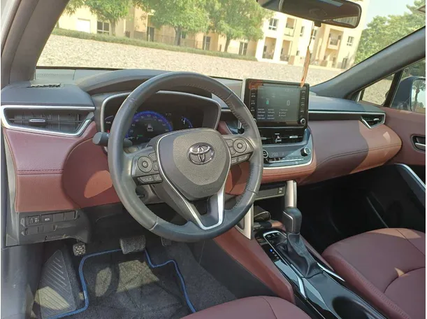 Car image 11