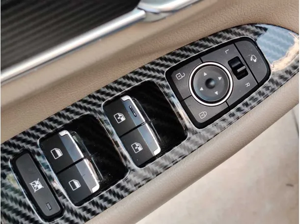 Car image 39