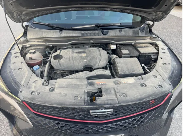 Car image 19