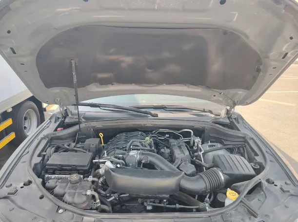 Car image 36