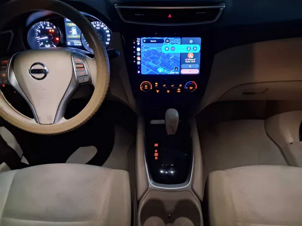 Car image 16