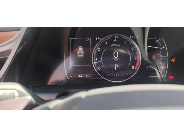 Car image 20