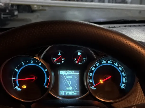 Car image 6