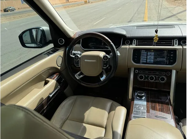 Car image 22