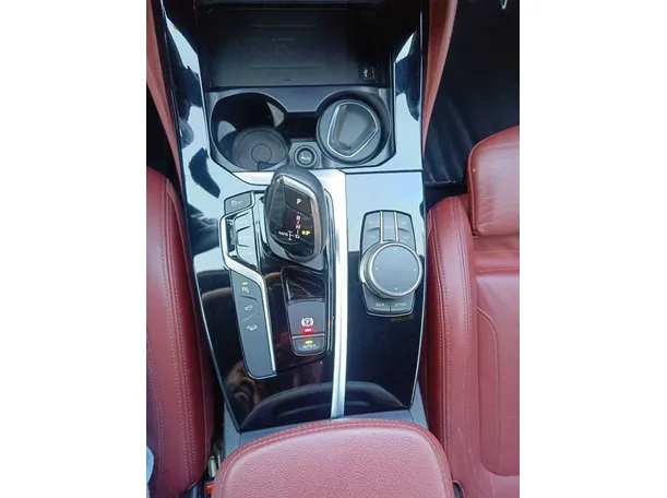 Car image 22